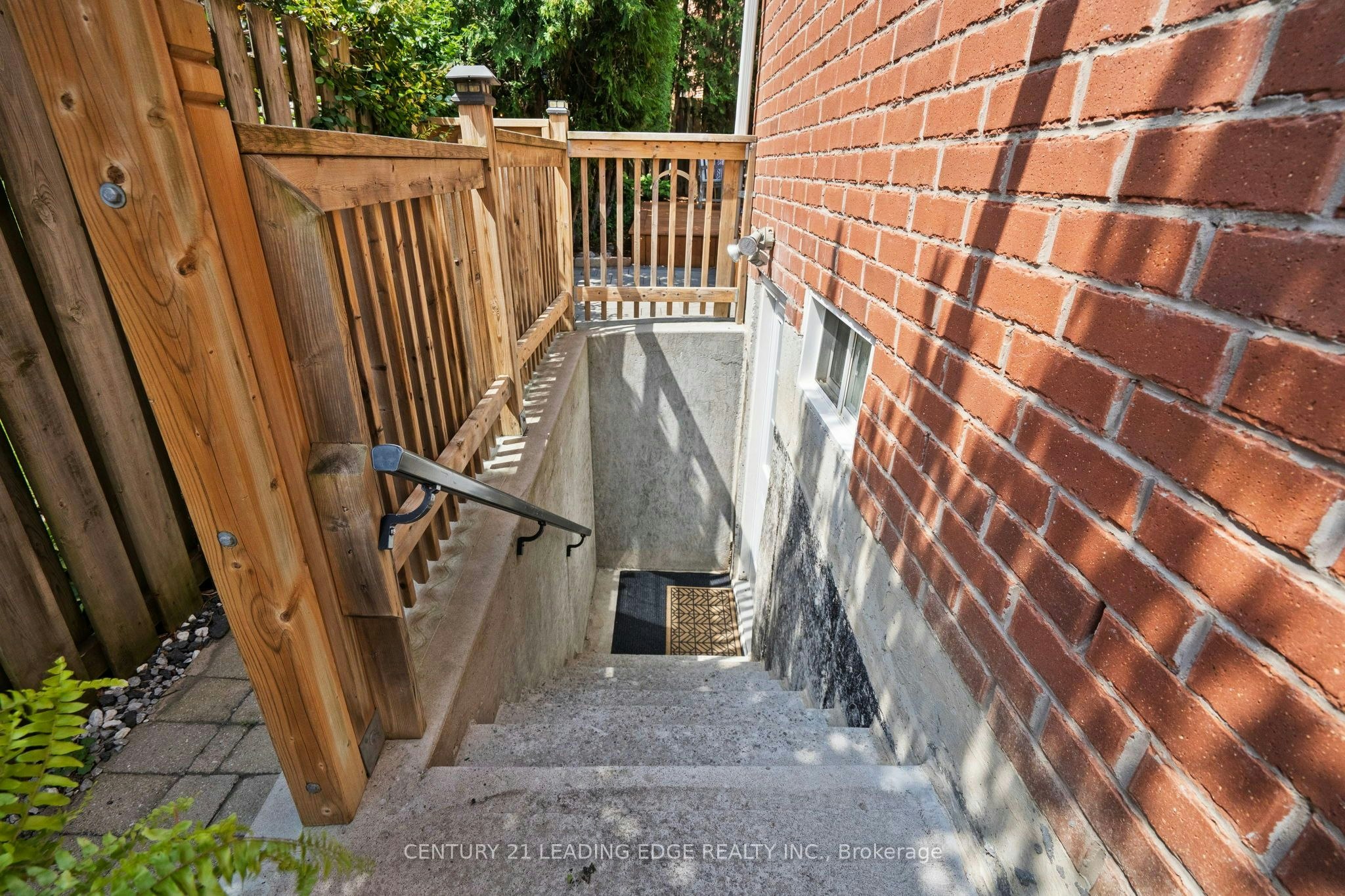 Bsmt-1020 Colonial Street, Pickering, ON, L1X 1P1 - 9