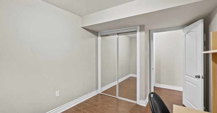 Bsmt-1020 Colonial Street, Pickering, ON, L1X 1P1 - 4
