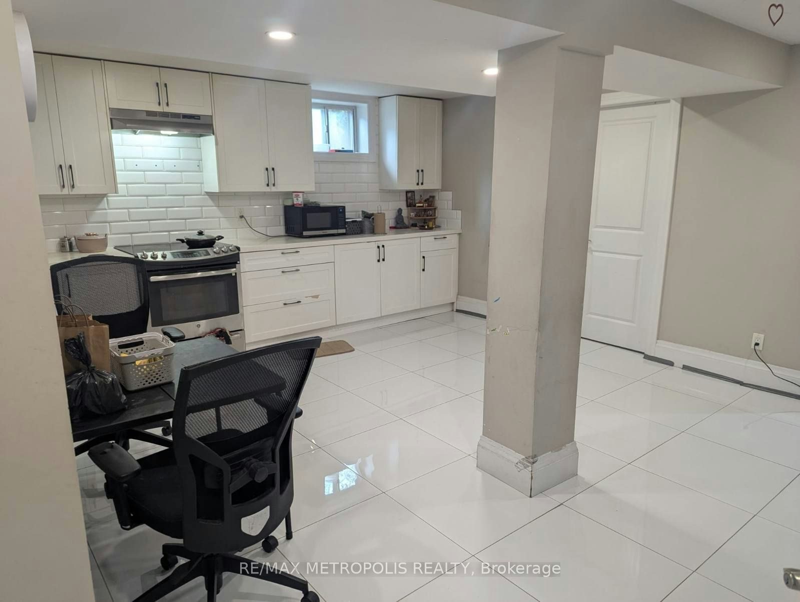 BSMT-181 Flora Drive, Toronto, ON, M1P 1B1 - 2