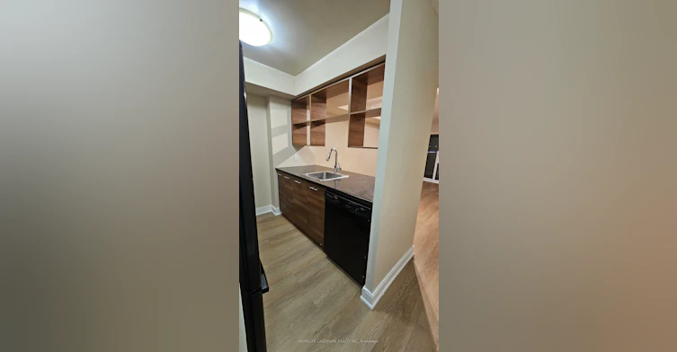 1022-135 Village Green Square, Toronto, ON, M1S 0G3 - 16