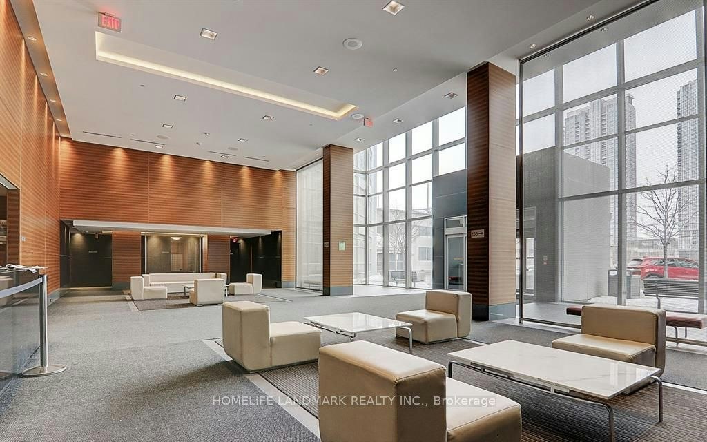 1022-135 Village Green Square, Toronto, ON, M1S 0G3 - 3