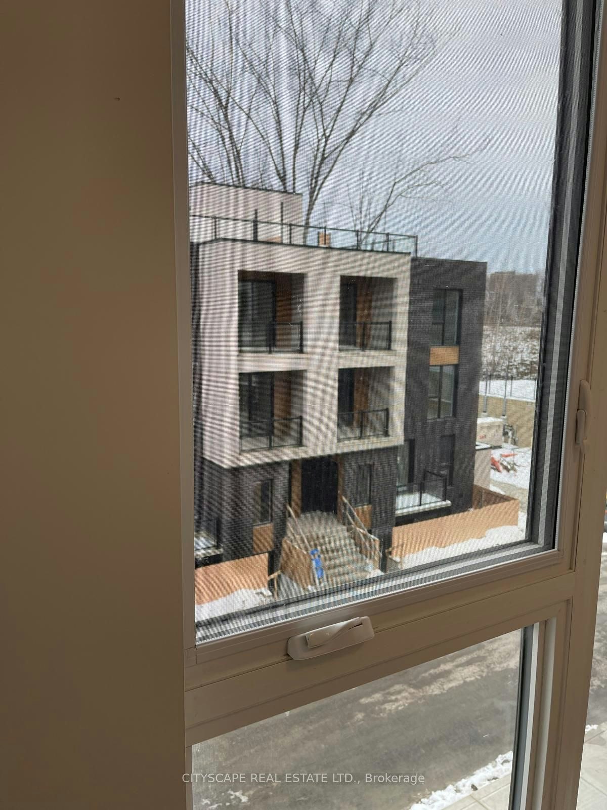 4-174 Clonmore Drive, Toronto, ON, M1N 1Y1