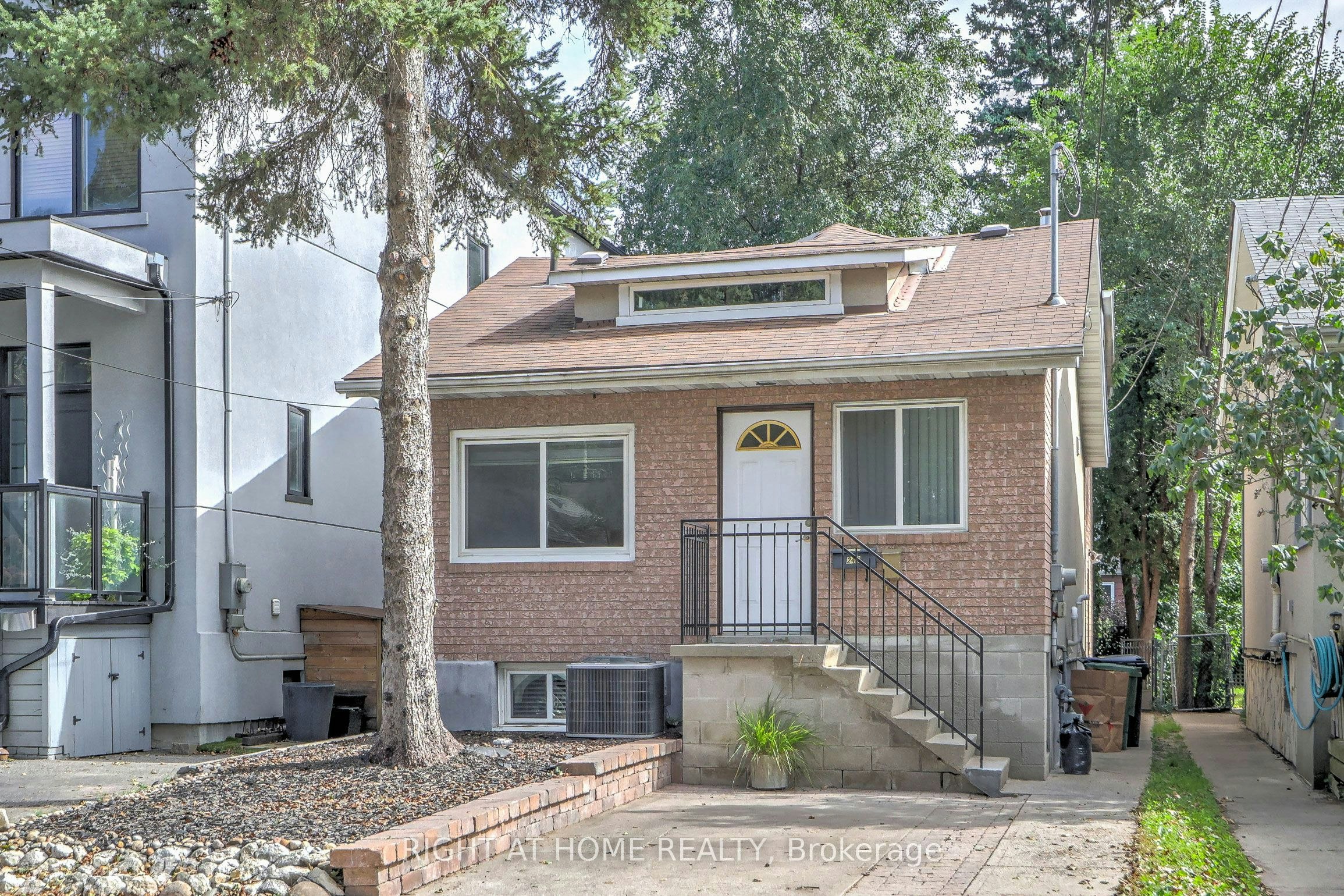 243 Coleridge Avenue, Toronto, ON, M4C 4J2