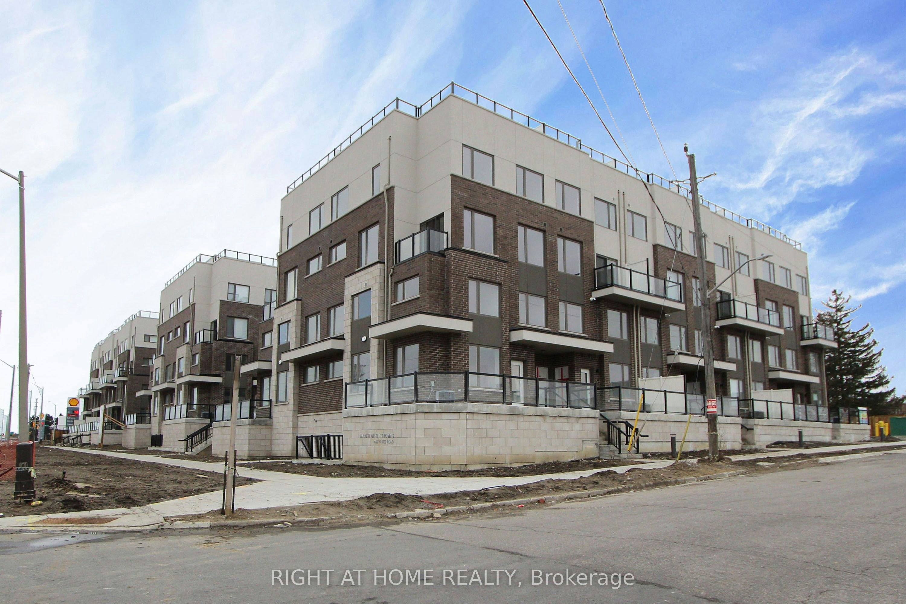 405-1460 Whites Road, Pickering, ON, L1V 1R4