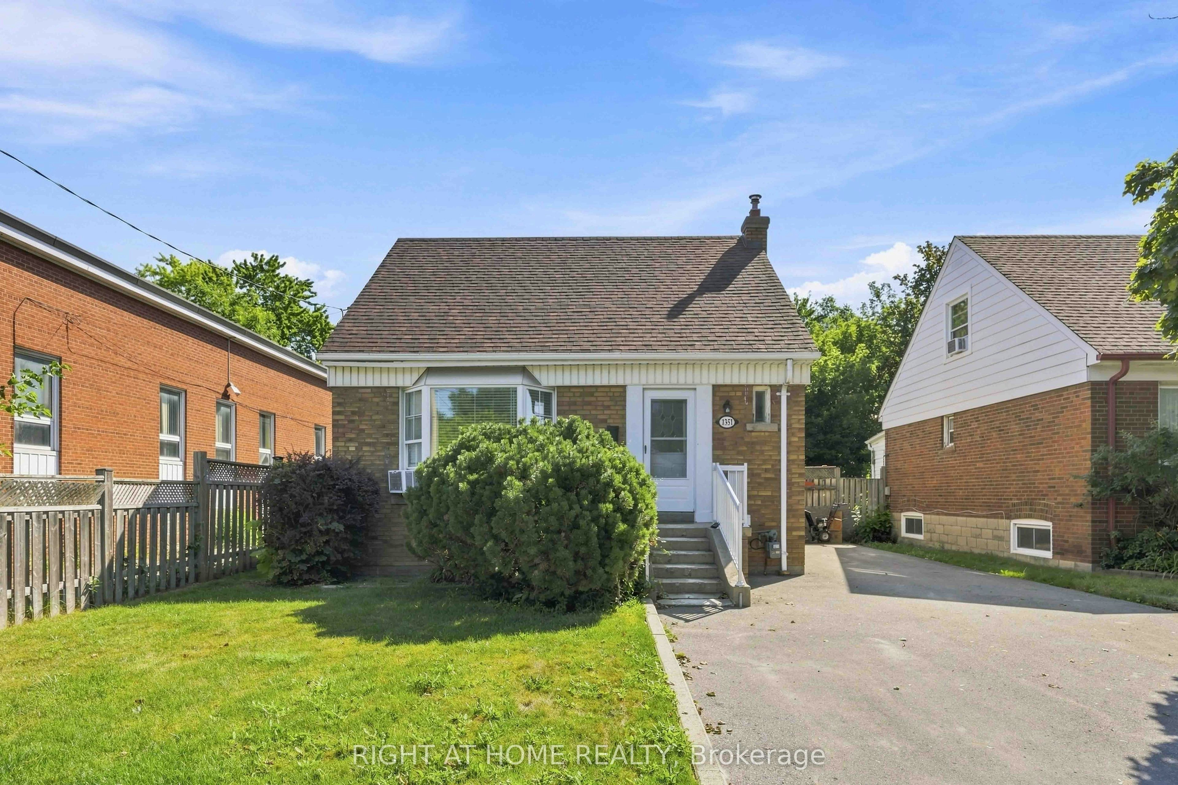 1351 Warden Avenue, Toronto, ON, M1R 2R9