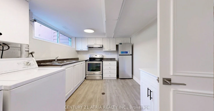 Lower-60 Beacham Crescent, Toronto, ON, M1T 1N1 - 4