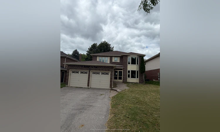 8 Butterfield Crescent