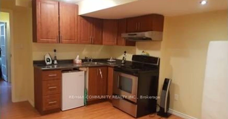 LOWER-18 Cheetah Crescent, Toronto, ON, M1B 6J4