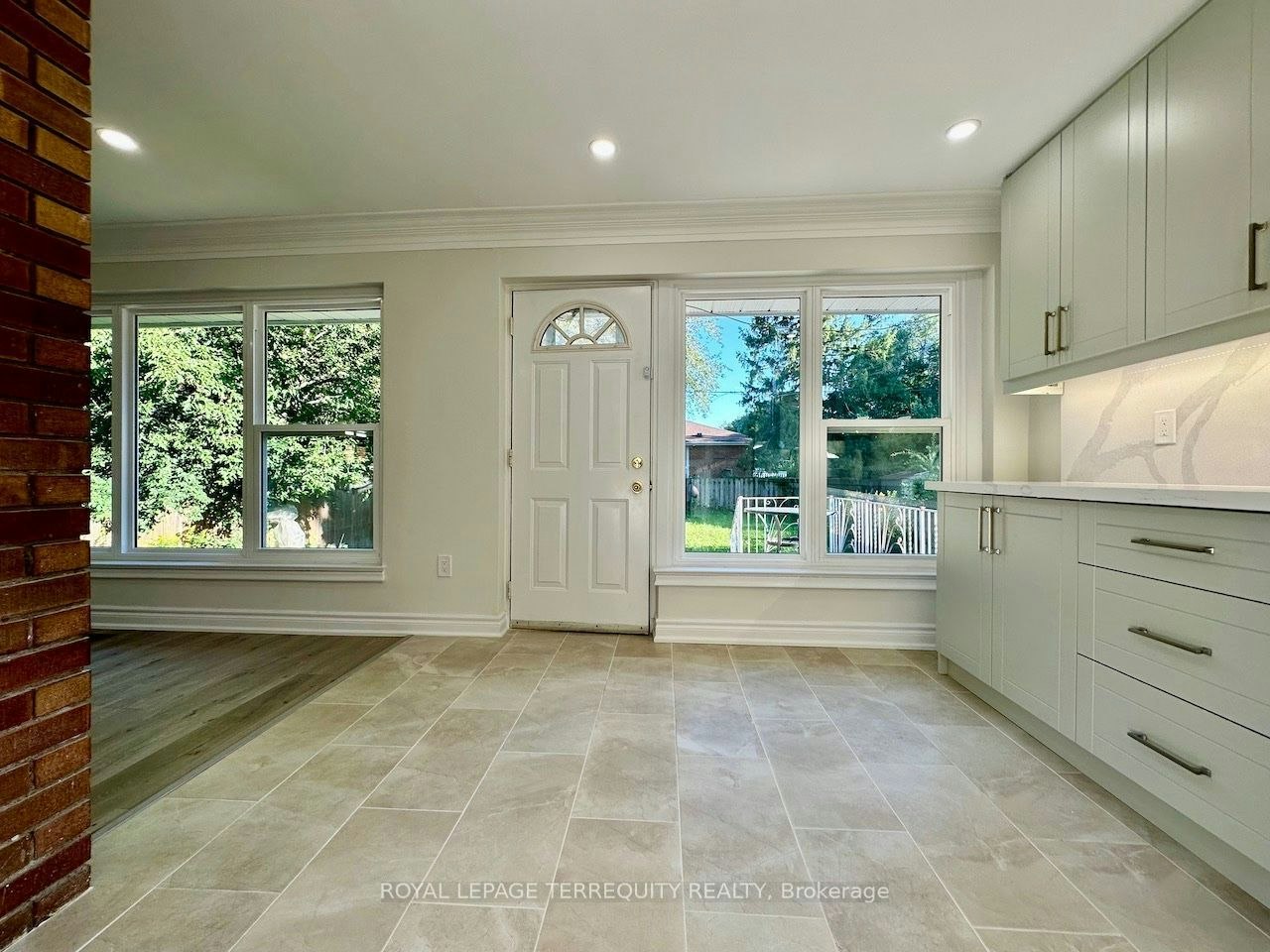 Main Level-21 Janet Boulevard, Toronto, ON, M1R 1H5 - 3