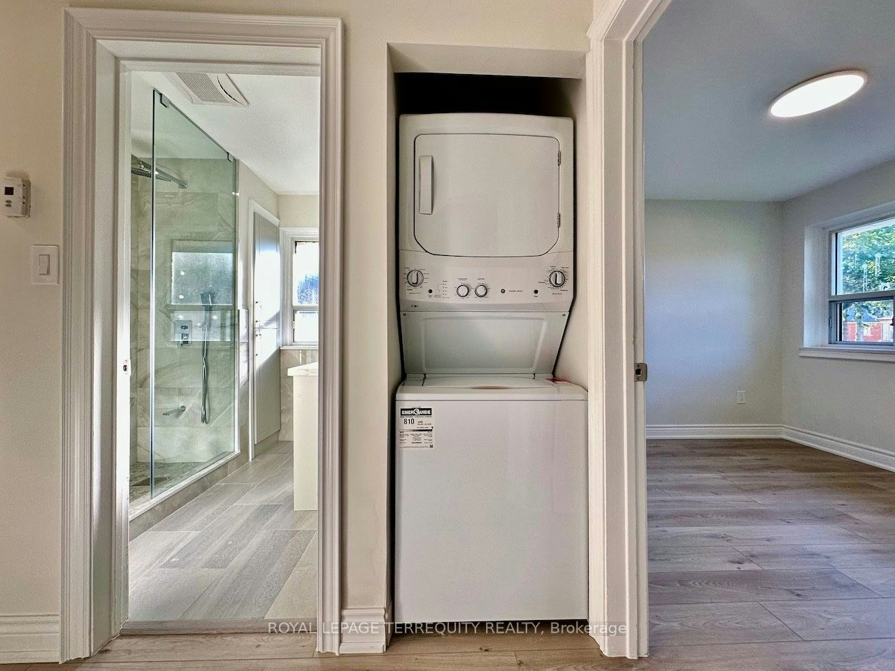 Main Level-21 Janet Boulevard, Toronto, ON, M1R 1H5 - 15