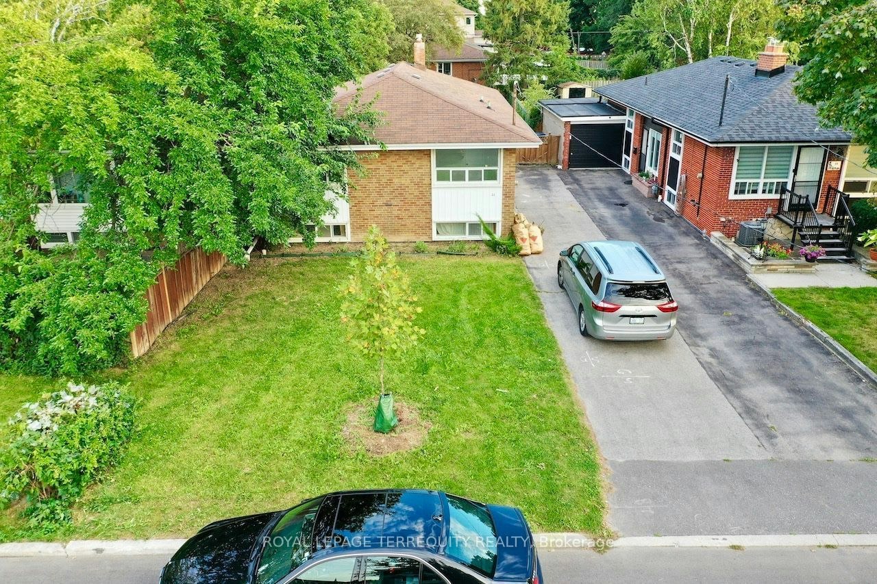 Main Level-21 Janet Boulevard, Toronto, ON, M1R 1H5 - 23