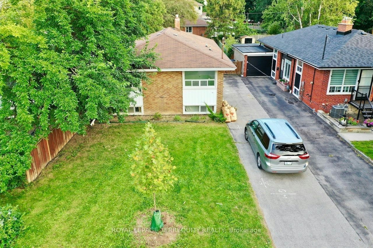 Main Level-21 Janet Boulevard, Toronto, ON, M1R 1H5 - 24