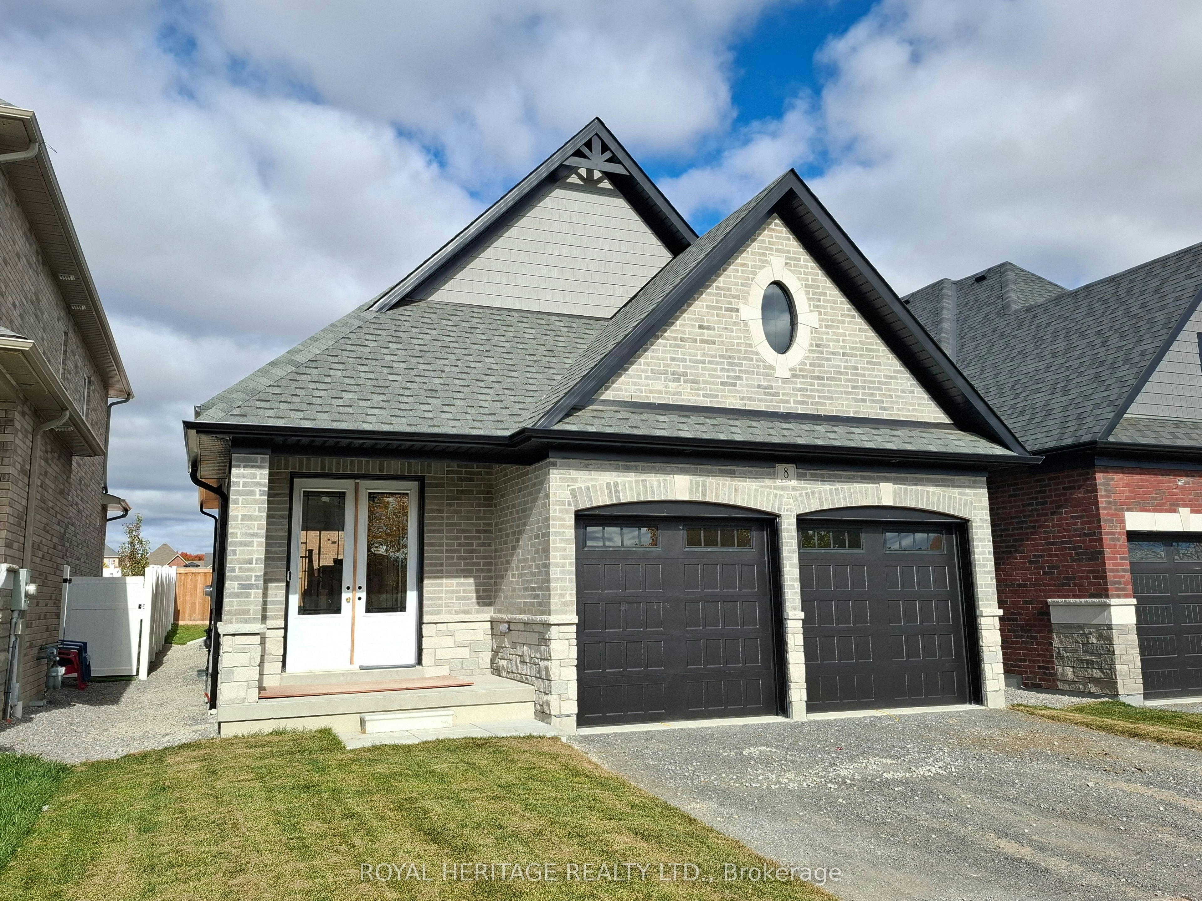 8 St Augustine Drive, Whitby, ON, L1M 0L7