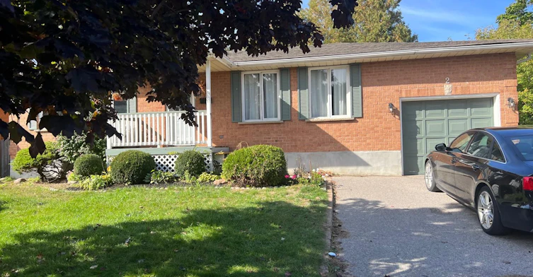 2 Robert Adams Drive, Clarington, ON, L1E 1V8