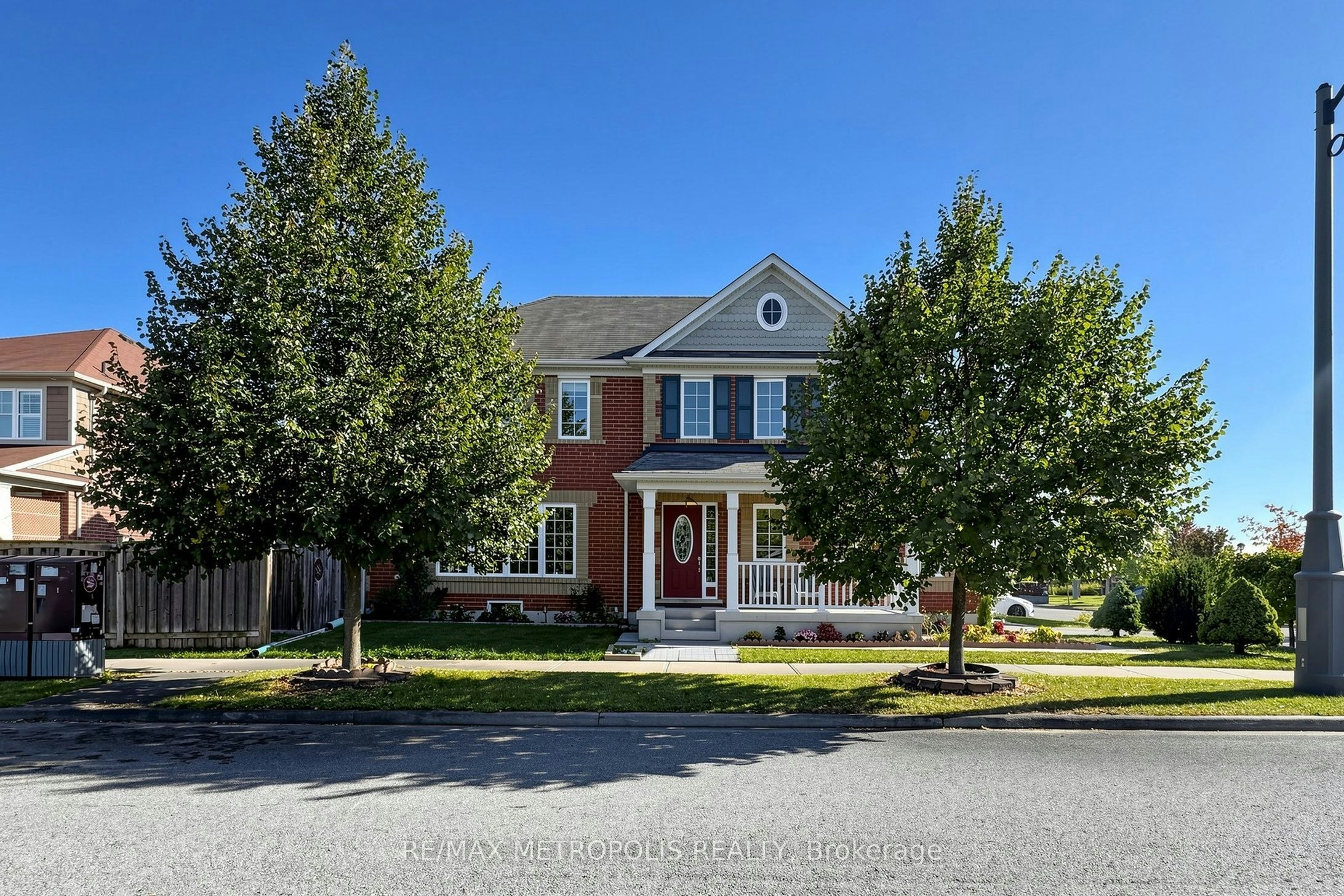 1913 Liatris Drive, Pickering, ON, L1X 0A7