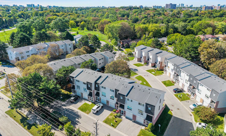 15-33 Celeste Drive
