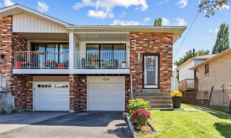 1333 Cherrydown Drive