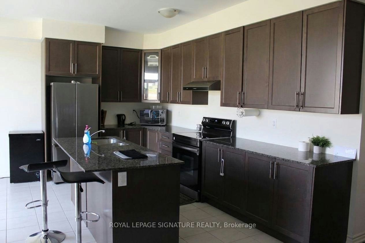 885 Rexton Drive, Oshawa, ON, L1H 8L7 - 6