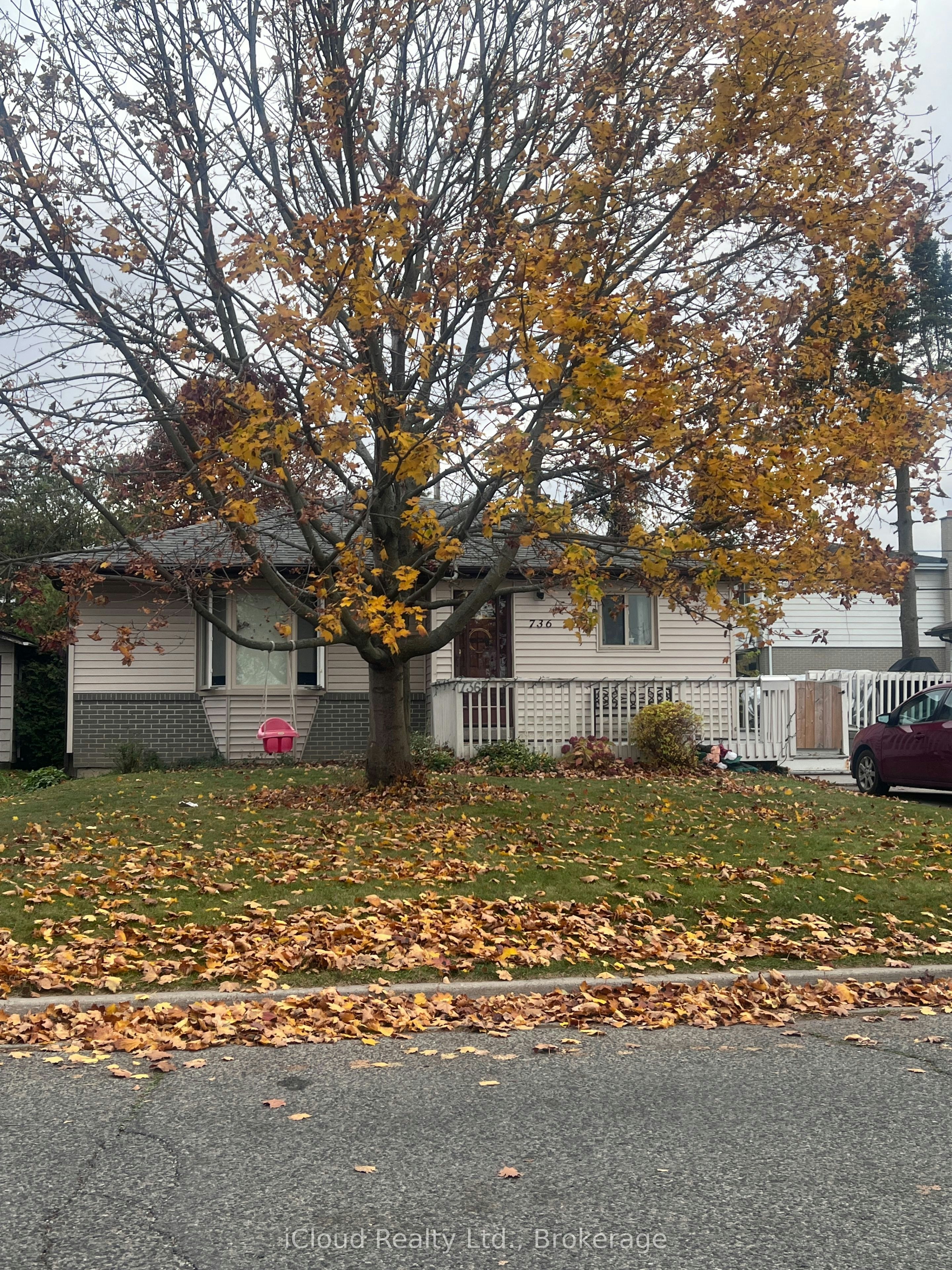 736 Annland Street, Pickering, ON, L1W 1B6