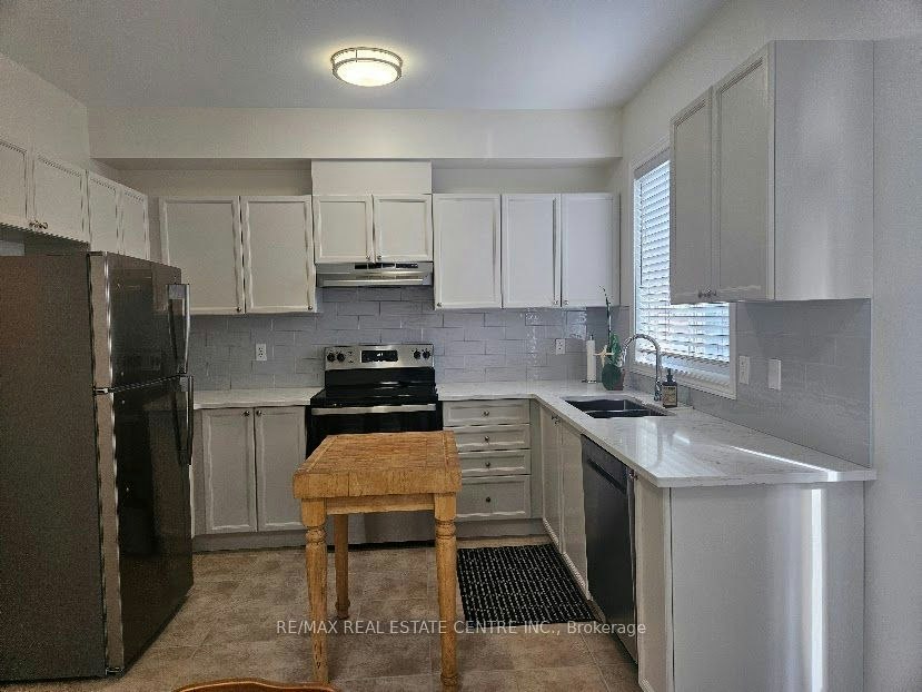 104 Wilkie Lane, Ajax, ON, L1S 7S4 - 6