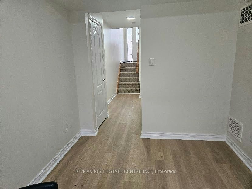 104 Wilkie Lane, Ajax, ON, L1S 7S4 - 2