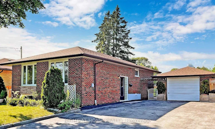 32 Brimorton Drive