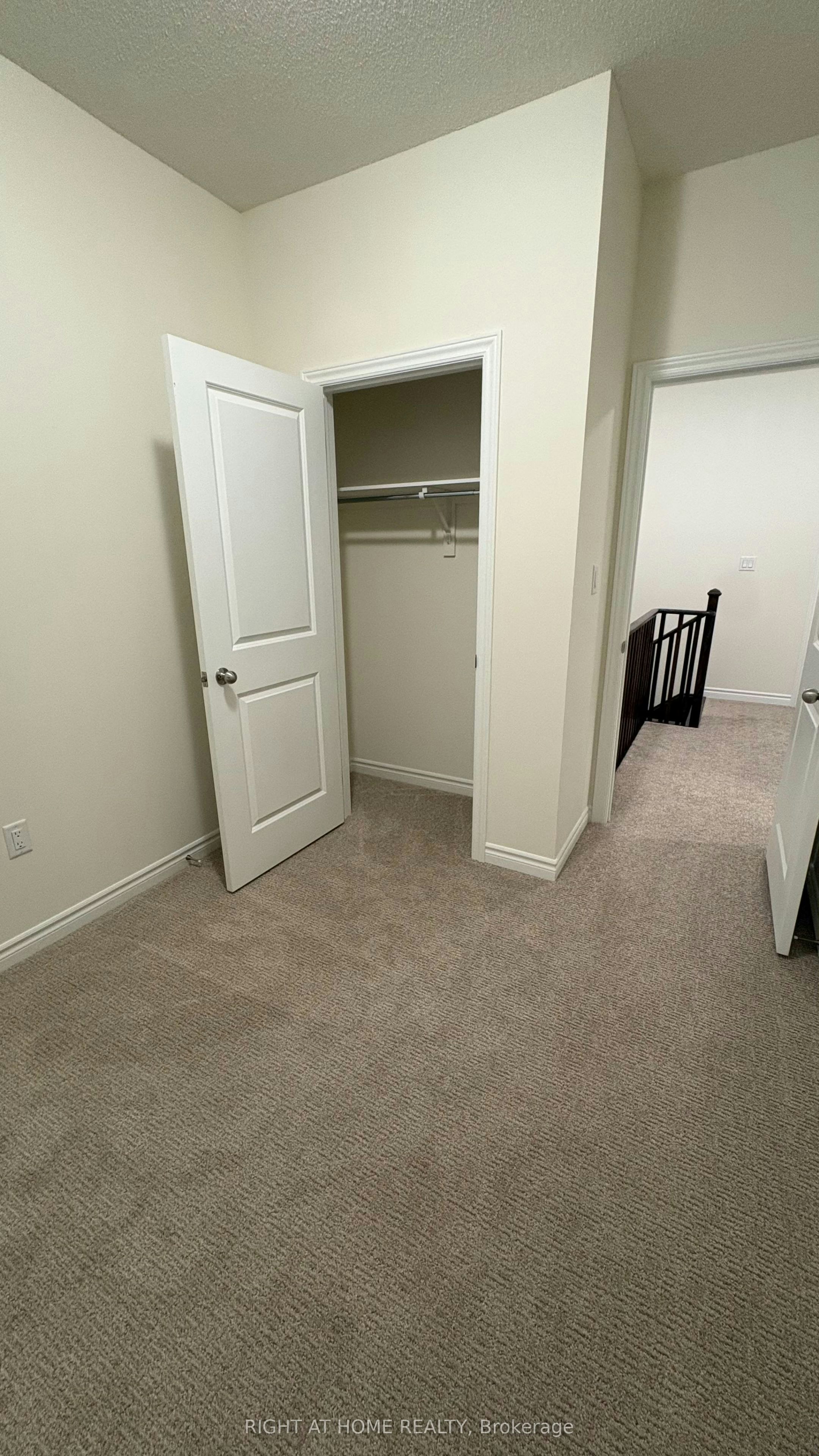 11 Radiance Way, Whitby, ON, L1P 0S2 - 7
