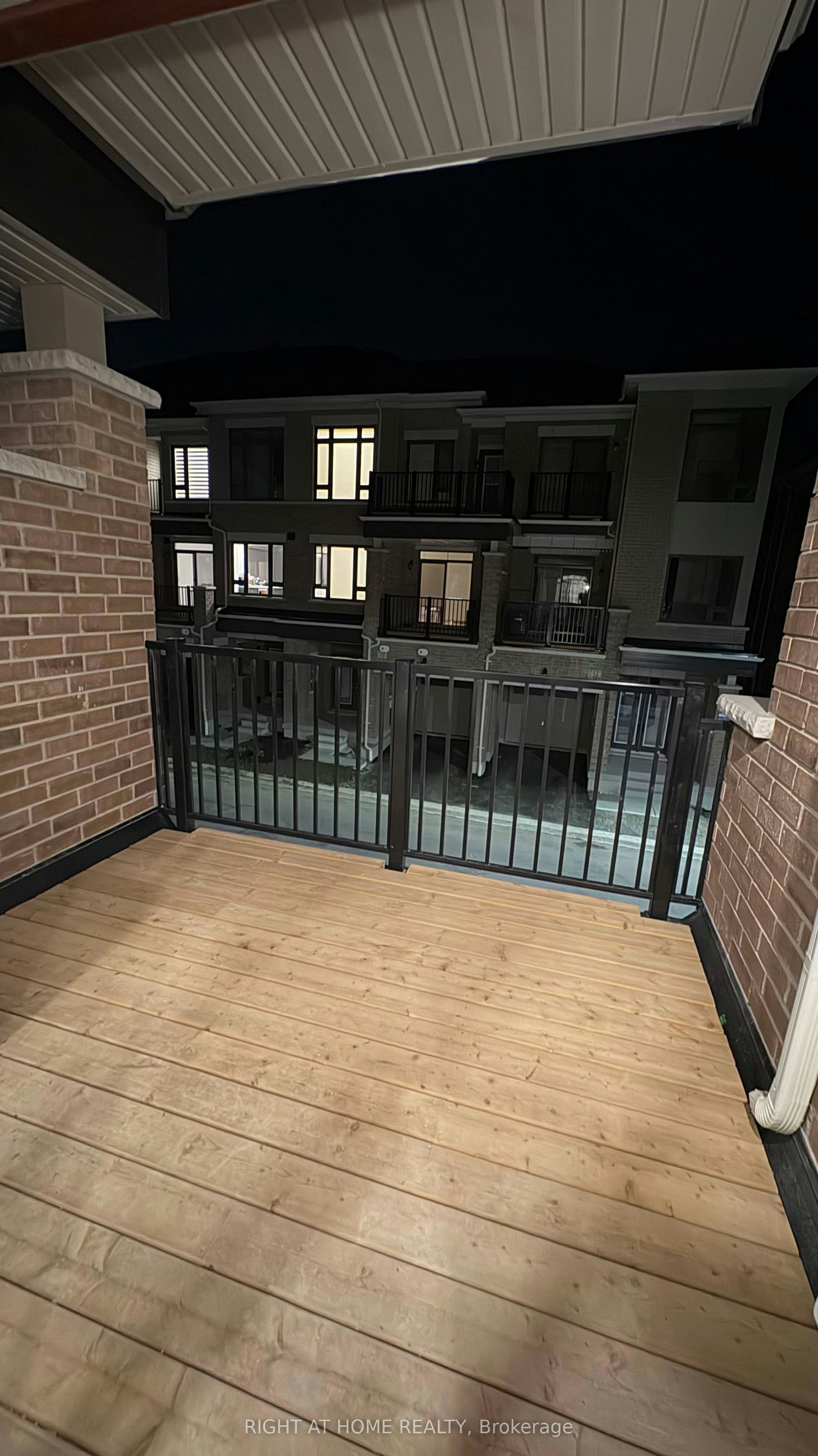11 Radiance Way, Whitby, ON, L1P 0S2 - 25