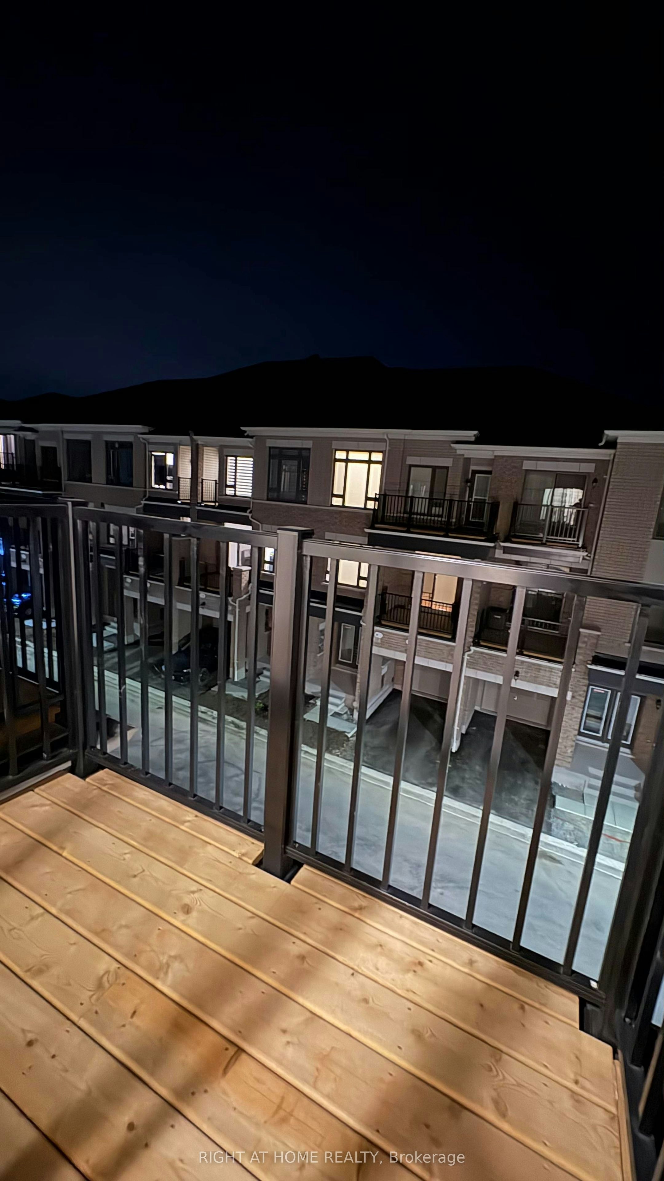 11 Radiance Way, Whitby, ON, L1P 0S2 - 10