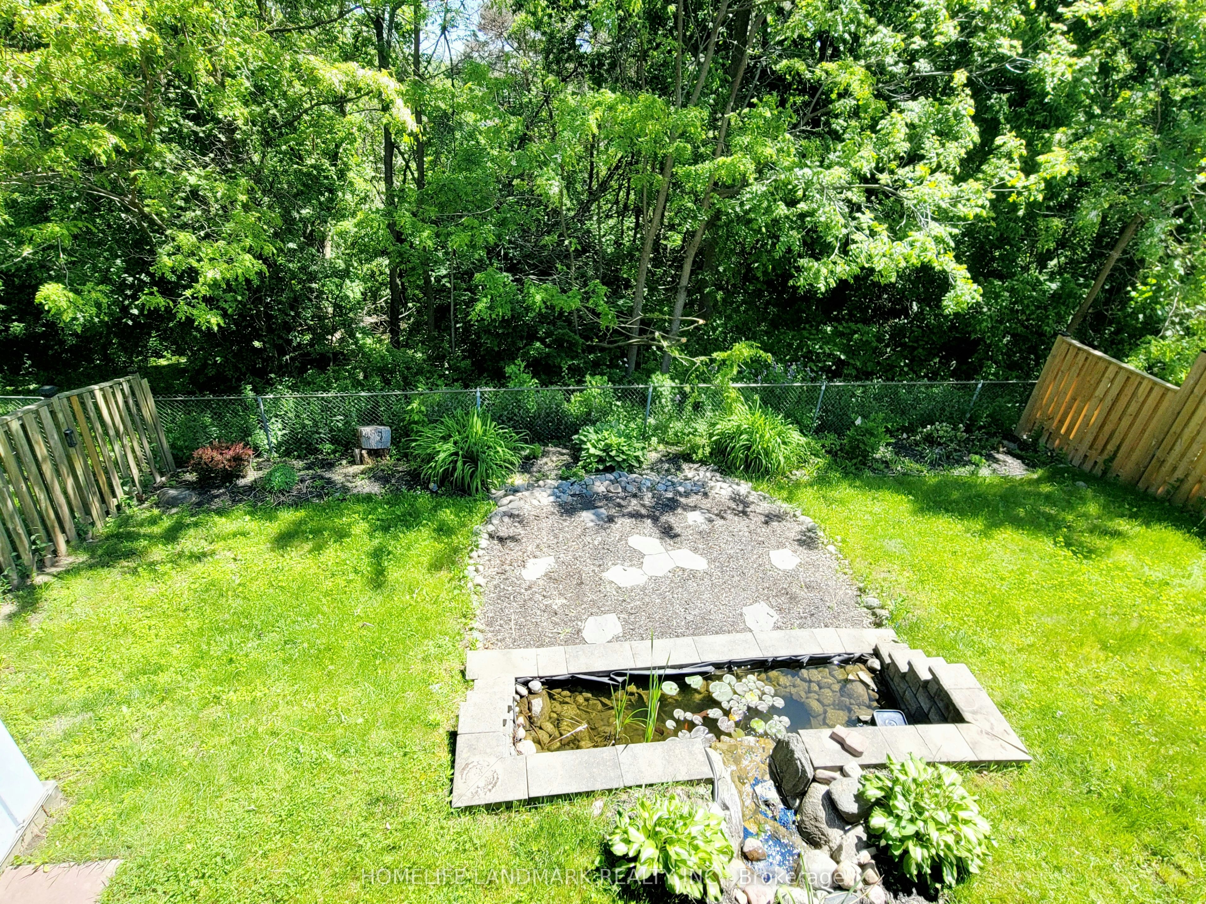 LOWER-16 Mansfield Crescent, Whitby, ON, L1N 6T4