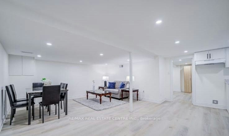 Basement-71 Vauxhall Drive, Toronto, ON, M1P 1R1 - 5