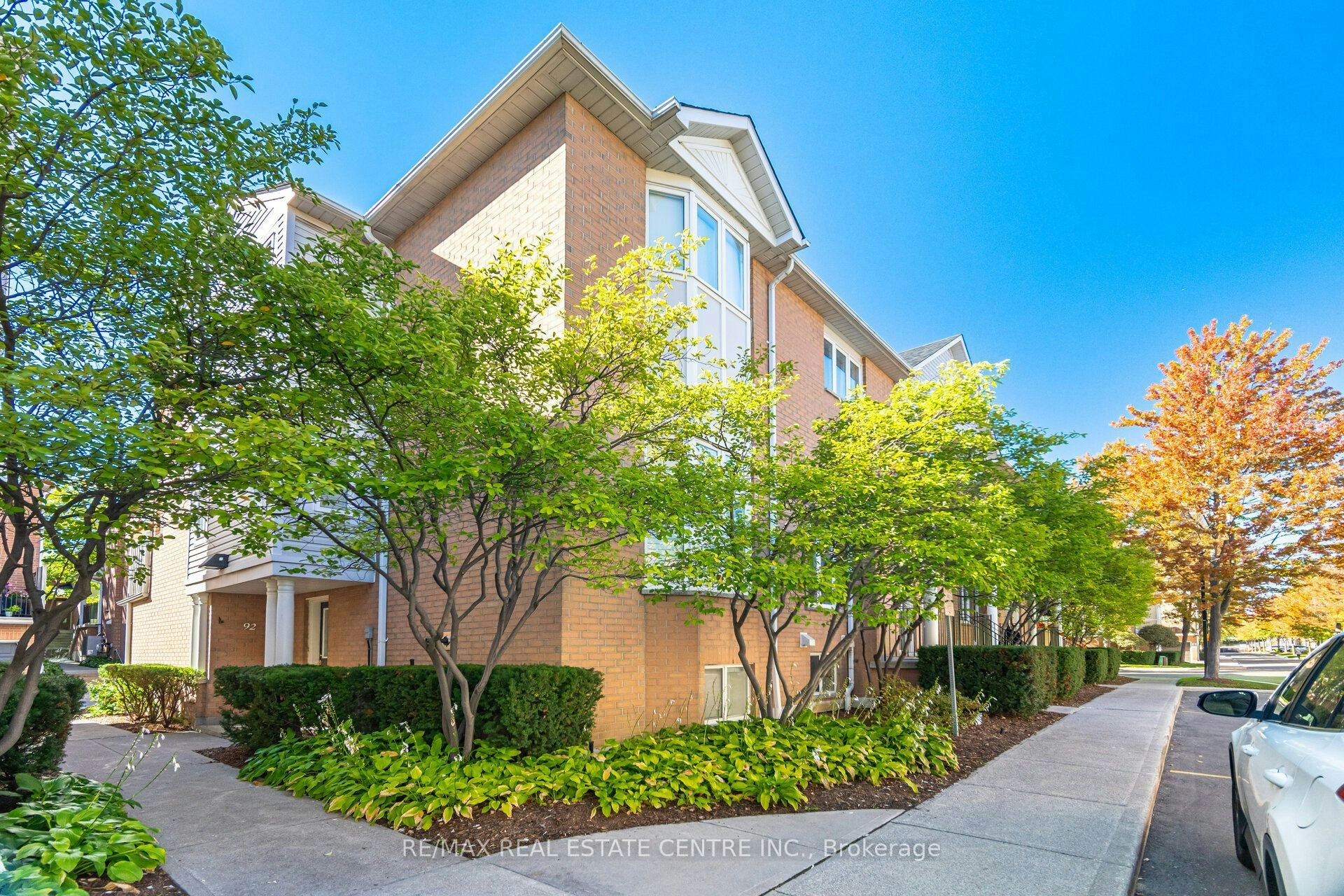 96-83 Mondeo Drive, Toronto, ON, M1P 5B6