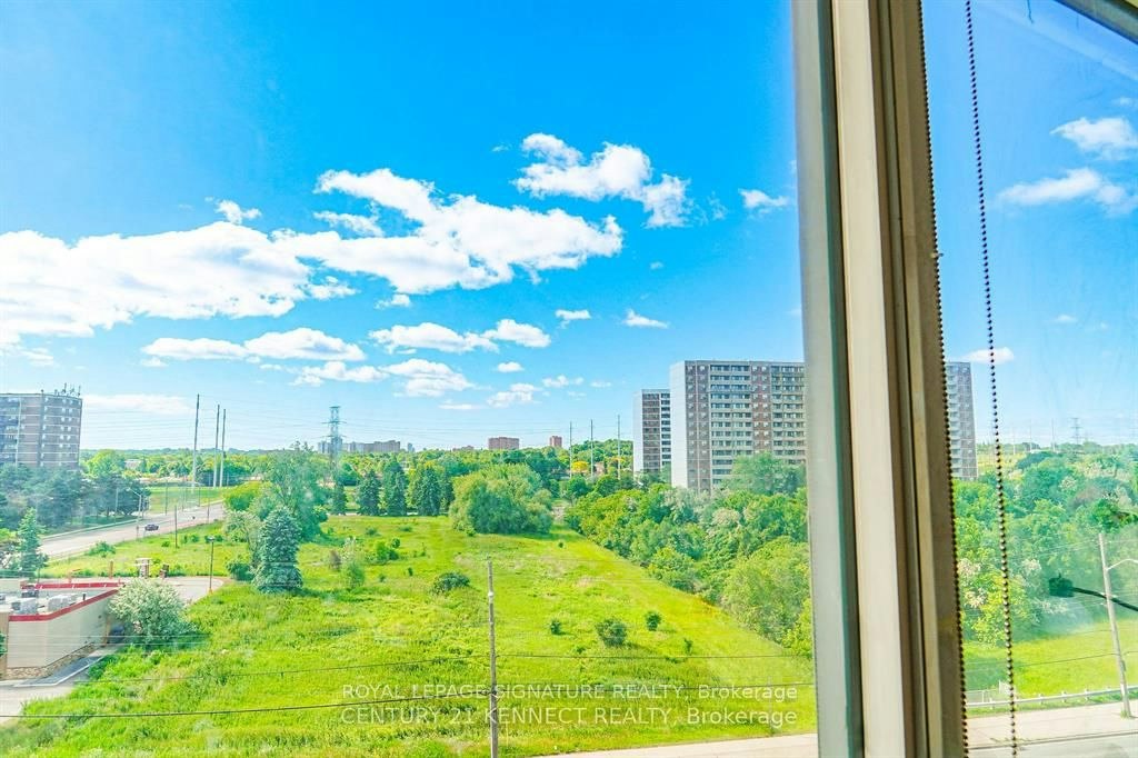 611-2550 Lawrence Avenue E, Toronto, ON, M1P 2R7 - 17