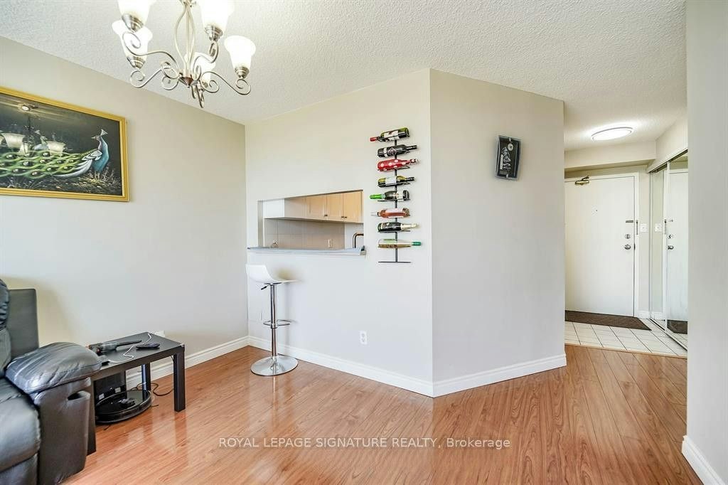 611-2550 Lawrence Avenue E, Toronto, ON, M1P 2R7 - 9