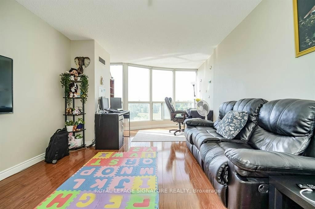 611-2550 Lawrence Avenue E, Toronto, ON, M1P 2R7 - 10