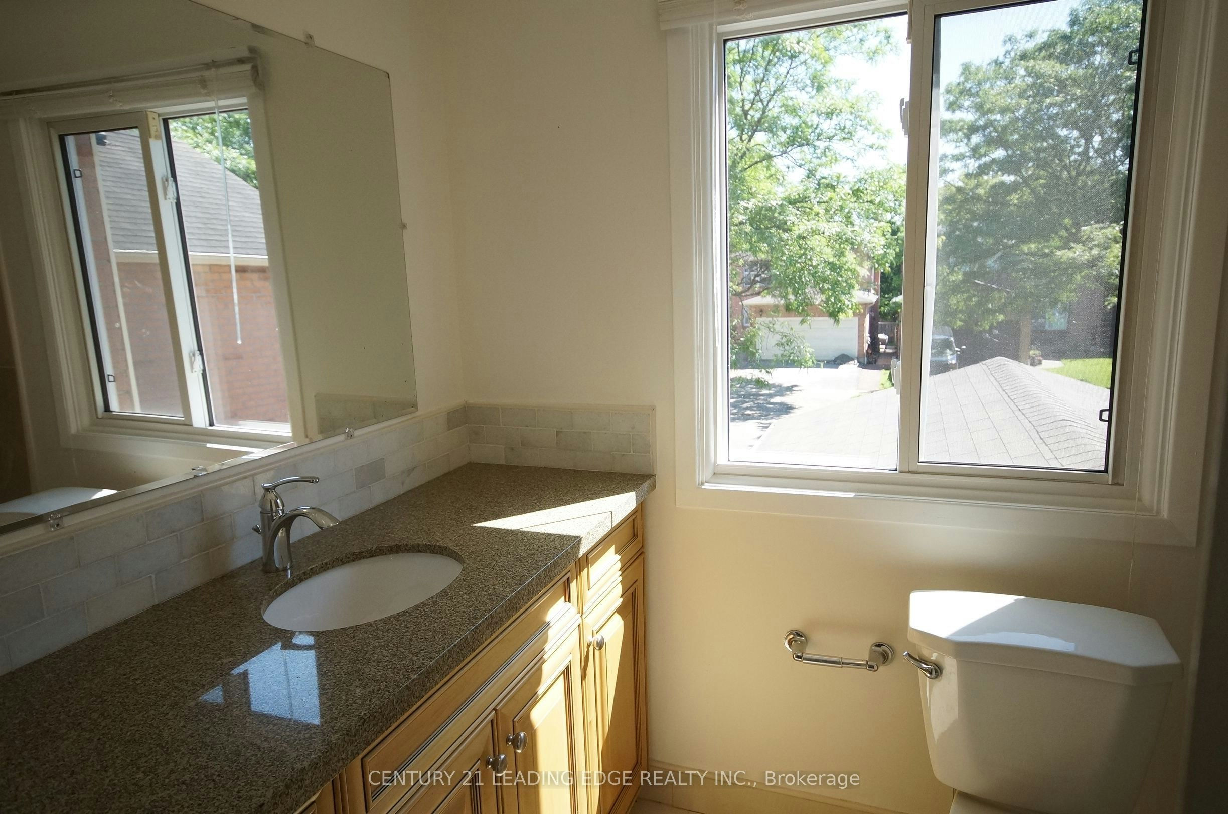 UPPER-62 Daniels Crescent, Ajax, ON, L1T 1Y6 - 8