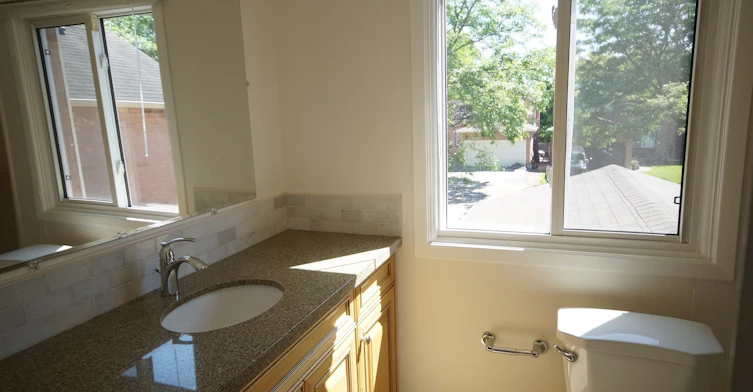 UPPER-62 Daniels Crescent, Ajax, ON, L1T 1Y6 - 8