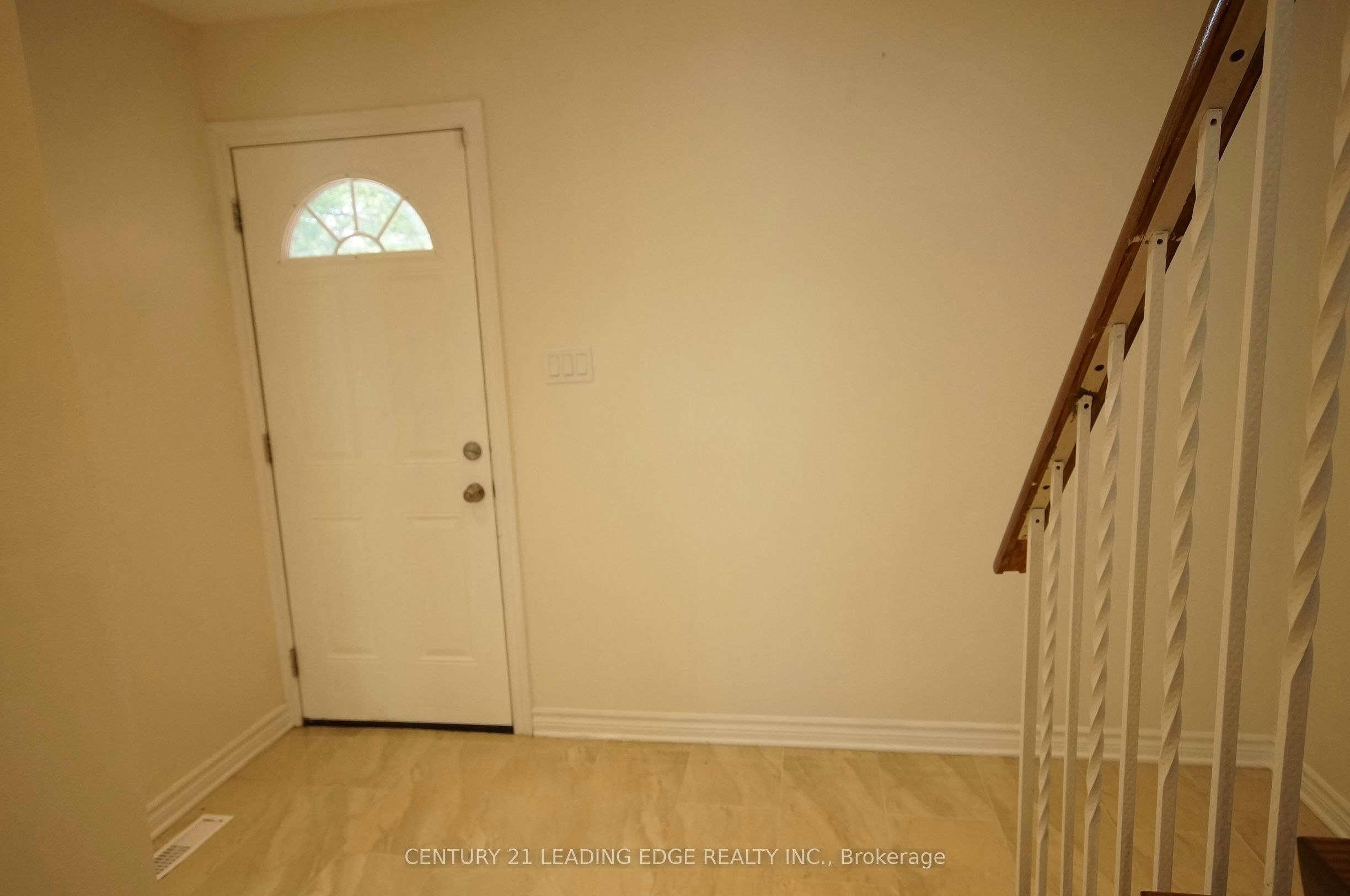 UPPER-62 Daniels Crescent, Ajax, ON, L1T 1Y6 - 4