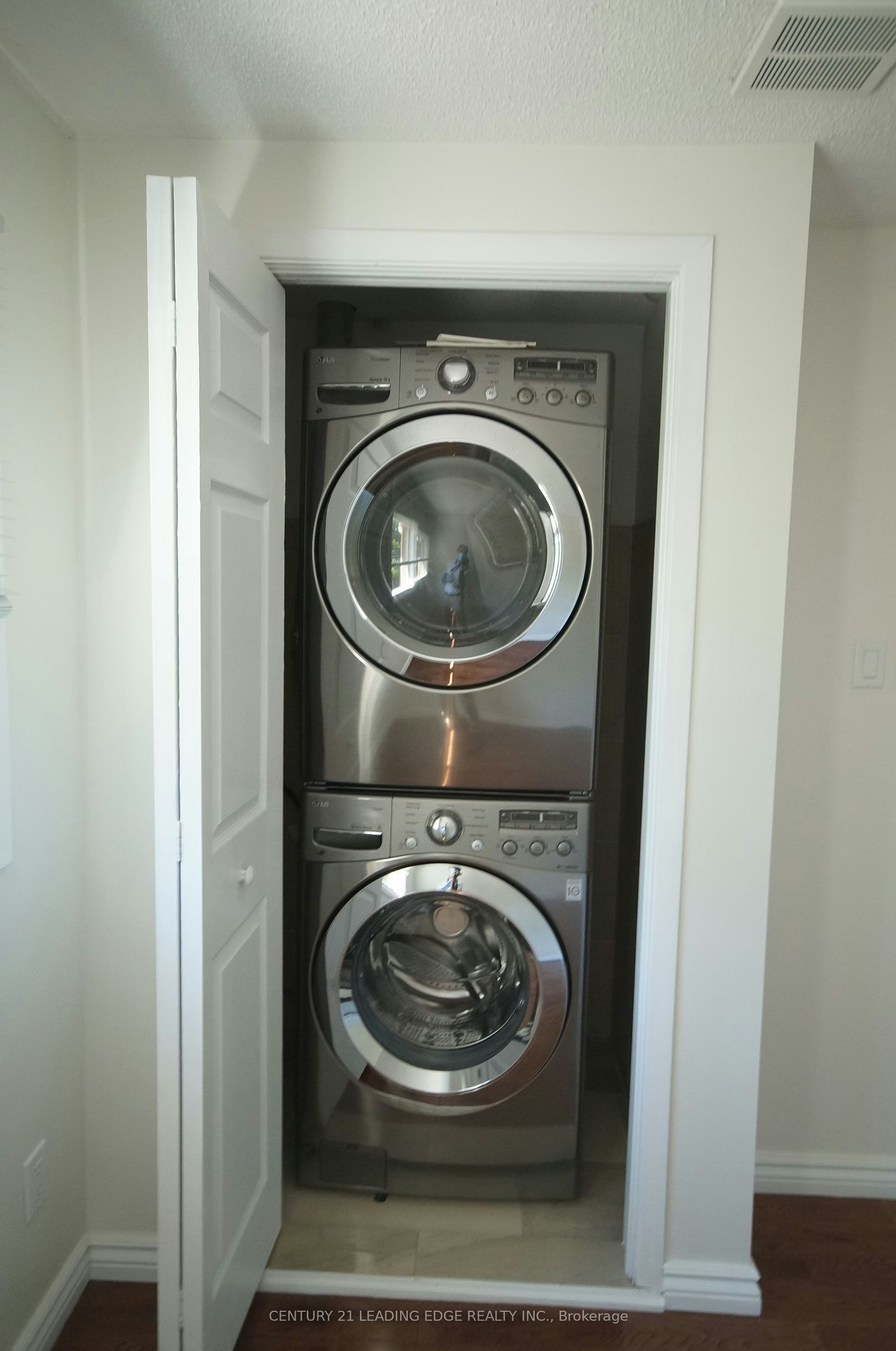 UPPER-62 Daniels Crescent, Ajax, ON, L1T 1Y6 - 9