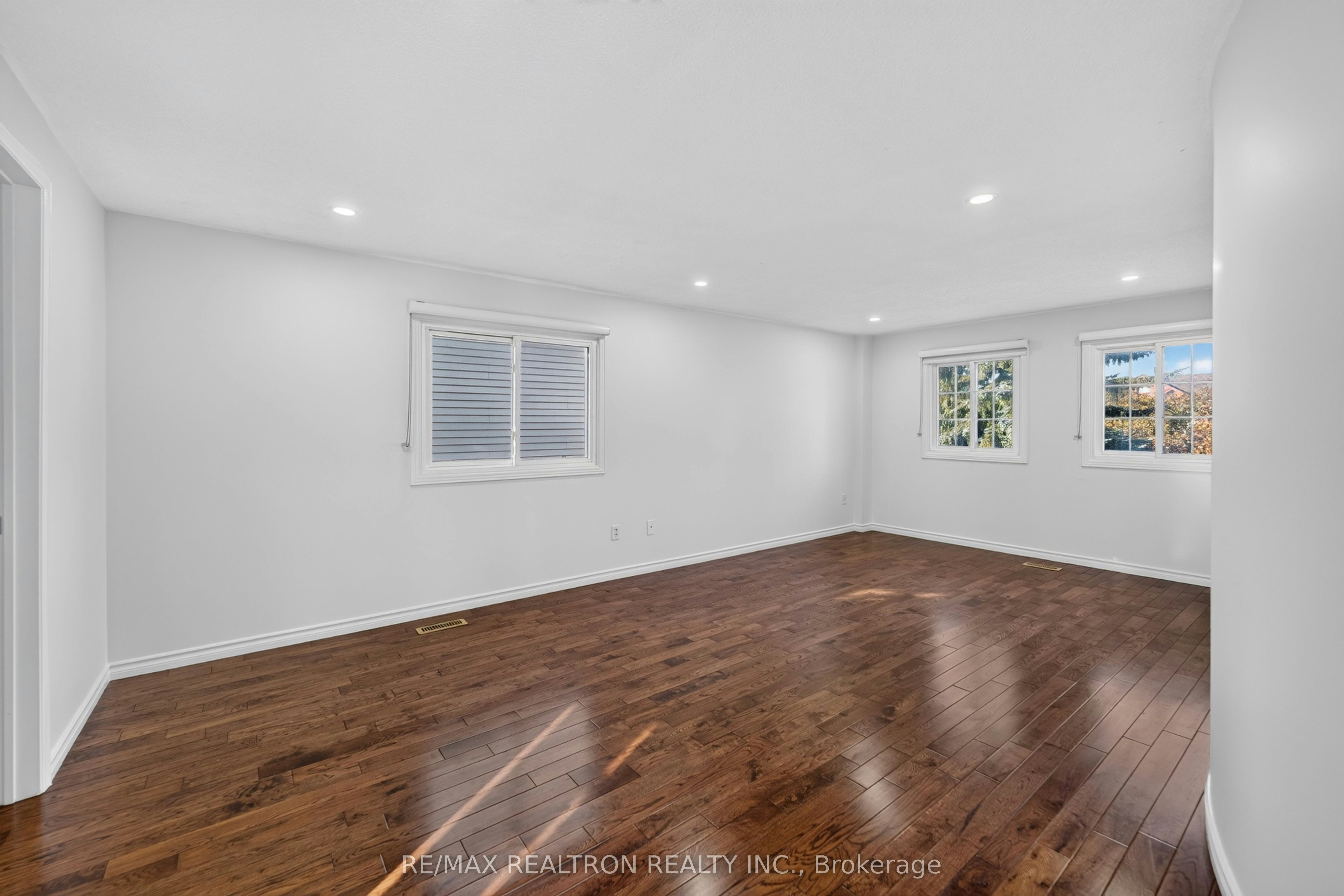 765 Stonepath Circle, Pickering, ON, L1V 3S9 - 29