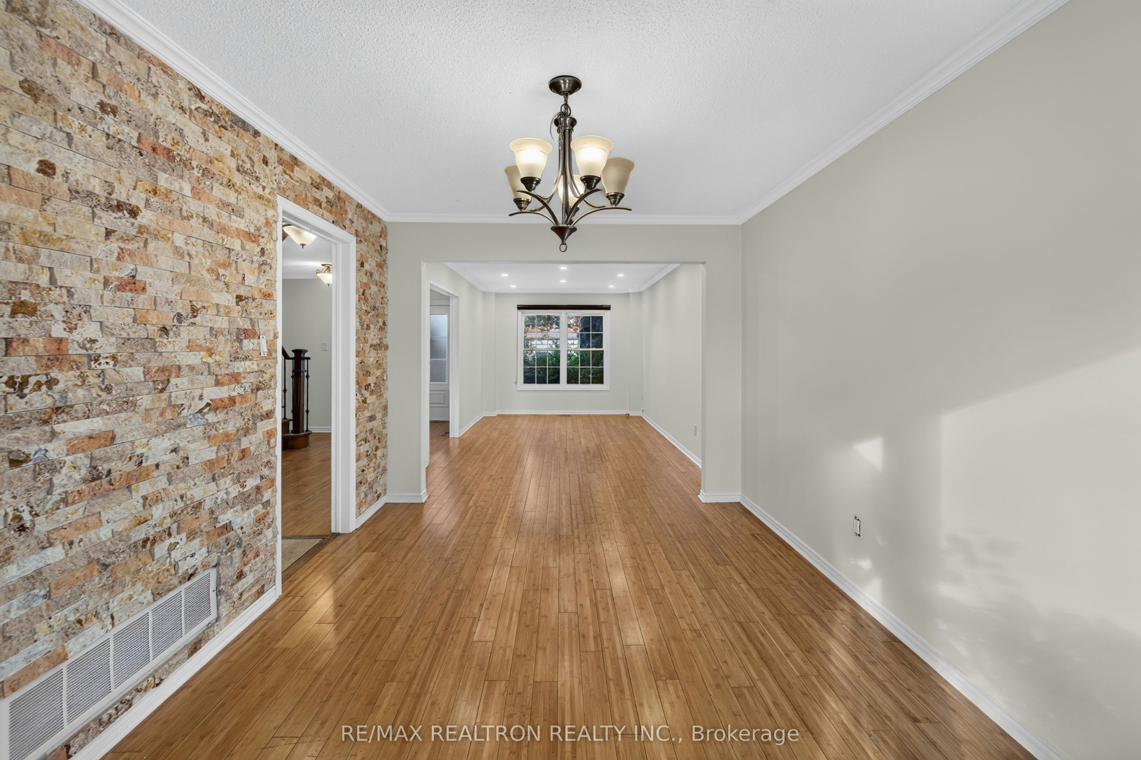 765 Stonepath Circle, Pickering, ON, L1V 3S9 - 9