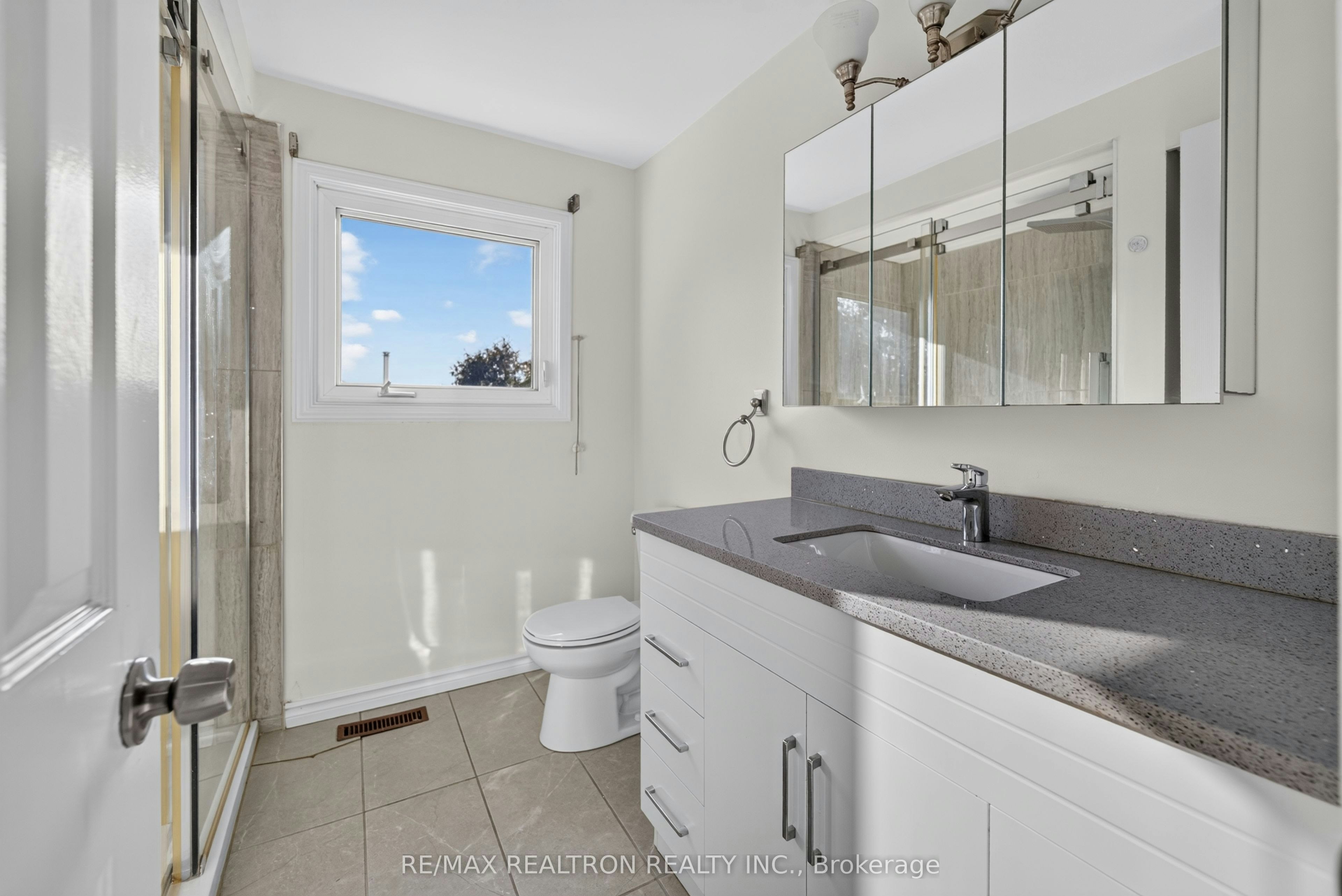 765 Stonepath Circle, Pickering, ON, L1V 3S9 - 33