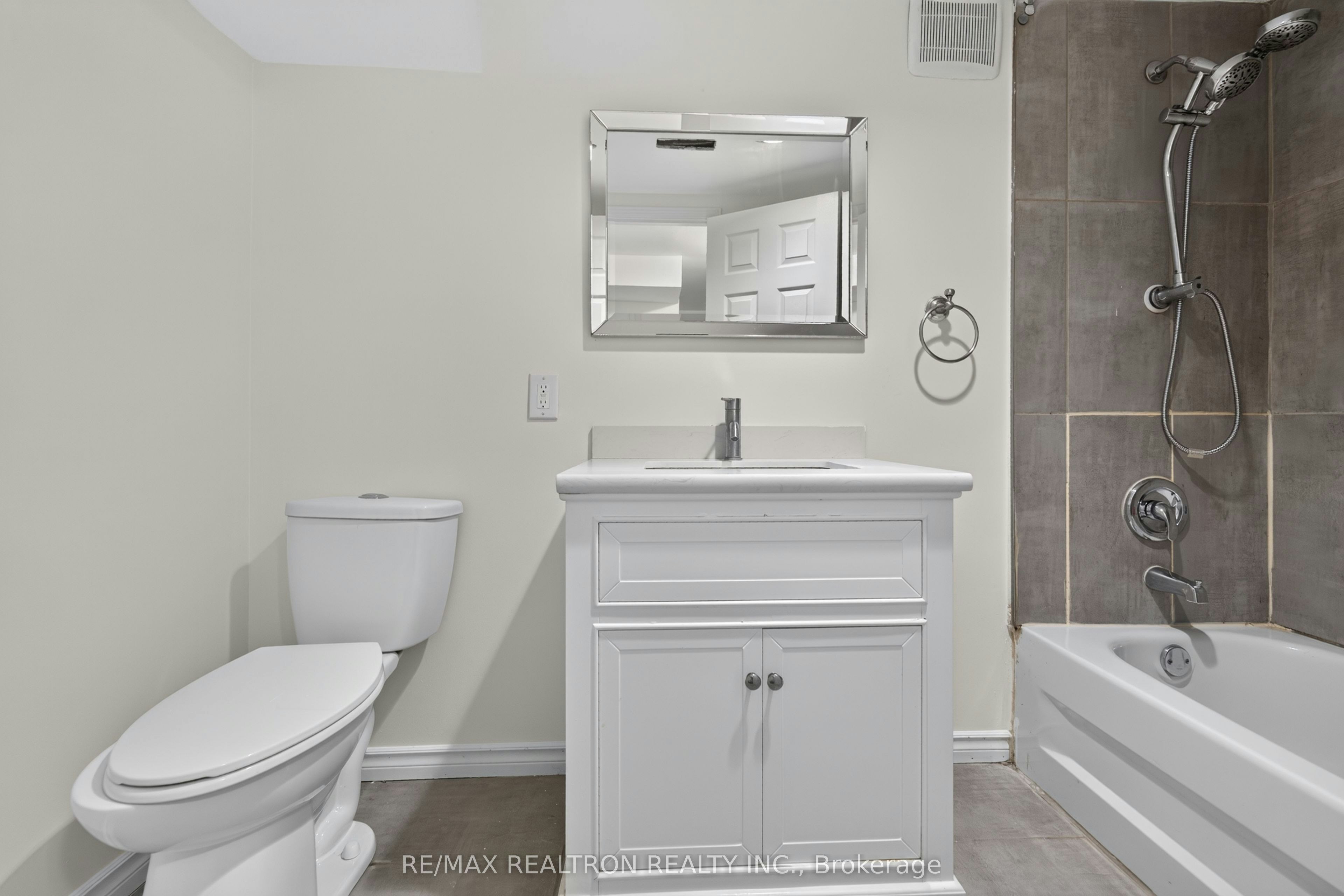 765 Stonepath Circle, Pickering, ON, L1V 3S9 - 40