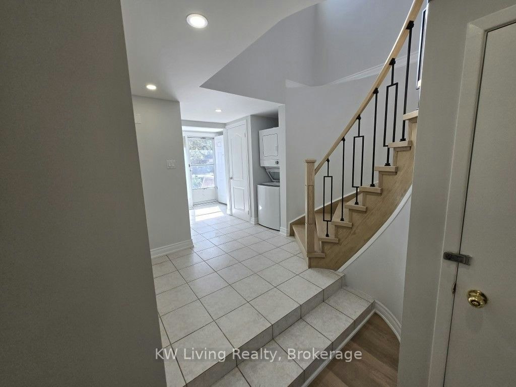 Main-58 Roughfield Crescent, Toronto, ON, M1S 4K4 - 2