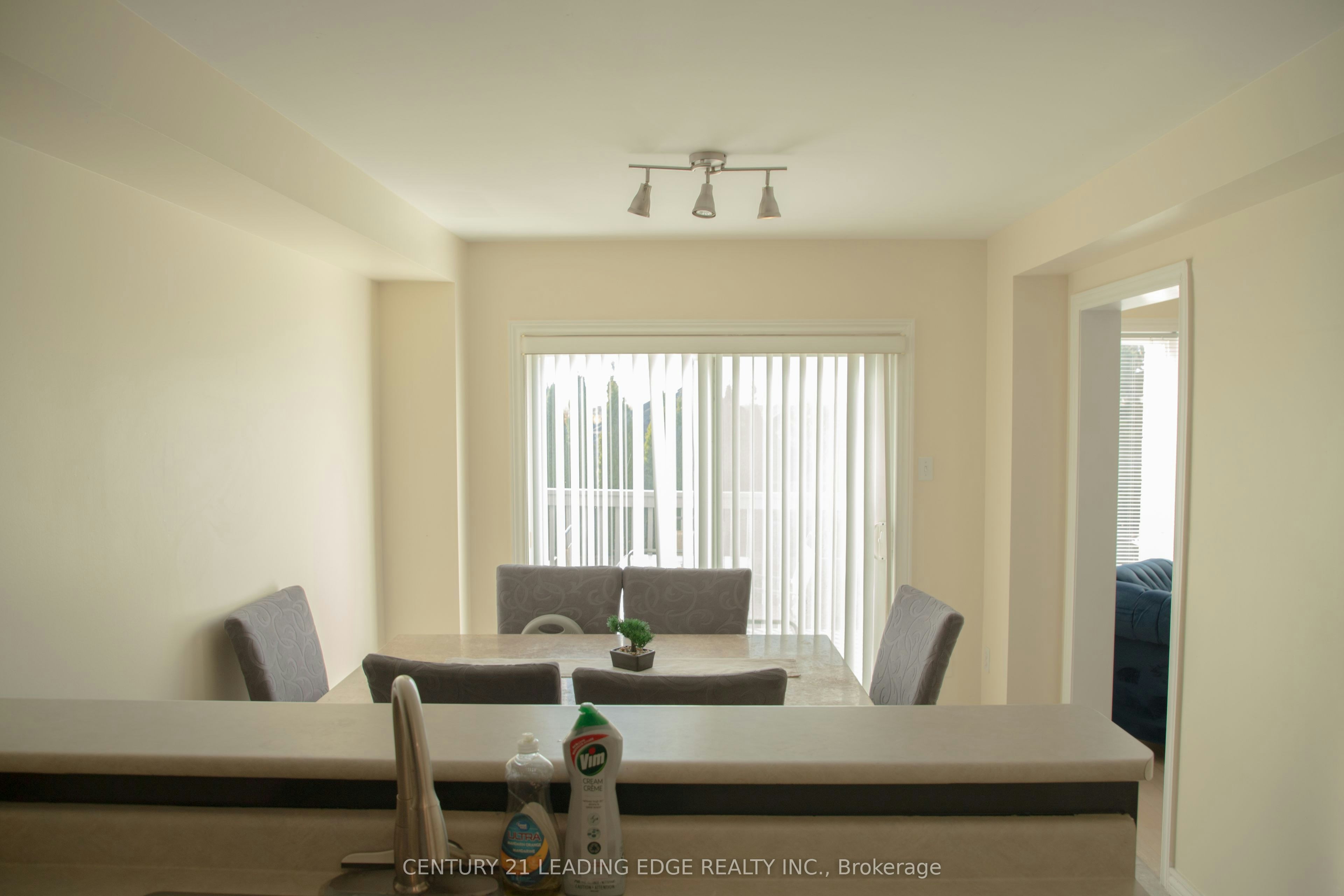157 Dooley Crescent, Ajax, ON, L1T 4J6 - 11