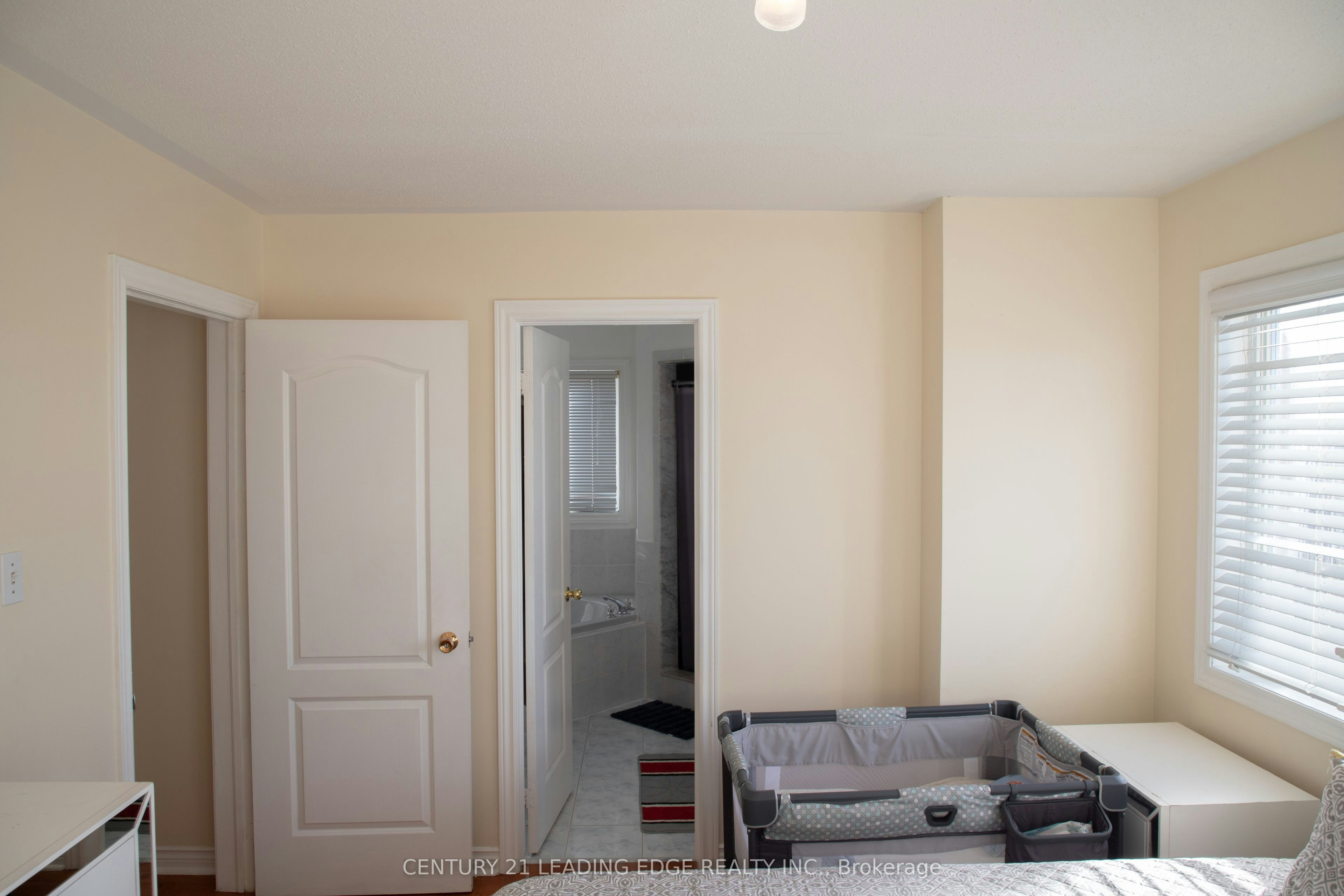 157 Dooley Crescent, Ajax, ON, L1T 4J6 - 32