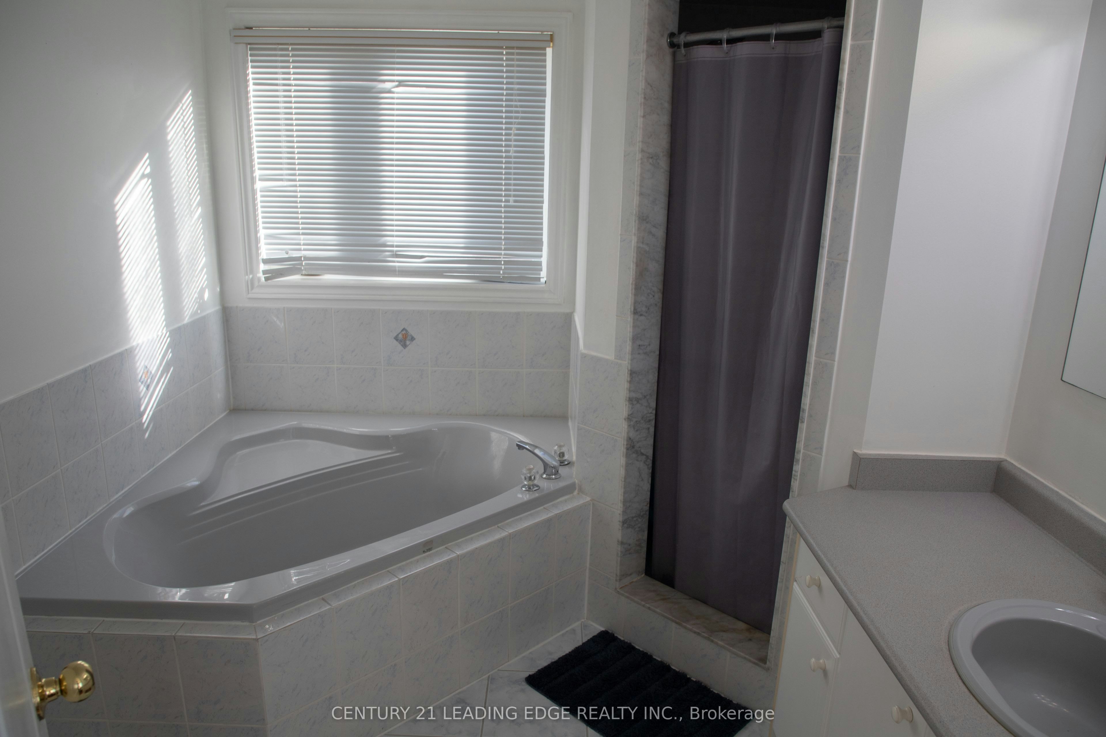 157 Dooley Crescent, Ajax, ON, L1T 4J6 - 33