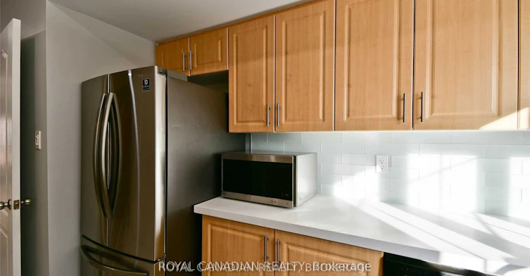 2529 Bromus Path, Oshawa, ON, L1L 0K7 - 13