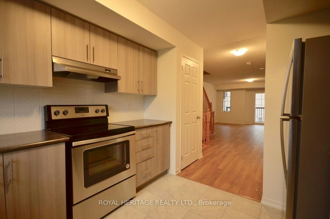 173-2556 Rosedrop Path, Oshawa, ON, L1L 0H4 - 6