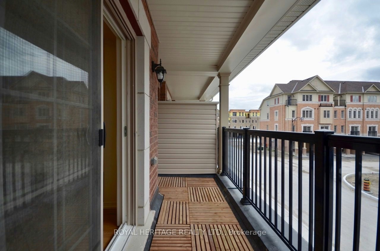 173-2556 Rosedrop Path, Oshawa, ON, L1L 0H4
